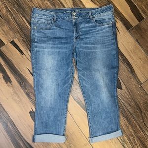 Women’s American Eagle jeans
